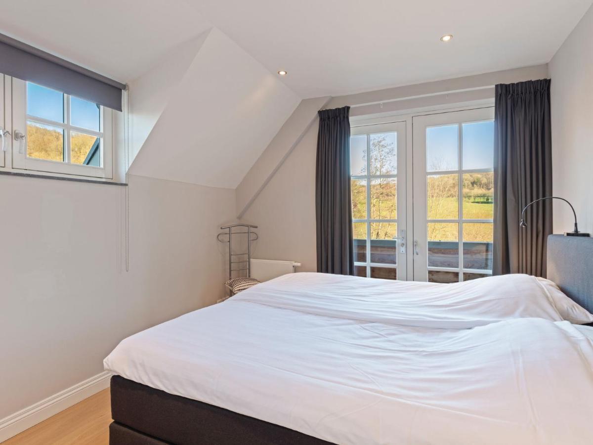 Elegant Apartment In Slenaken With Balcony Eksteriør bilde
